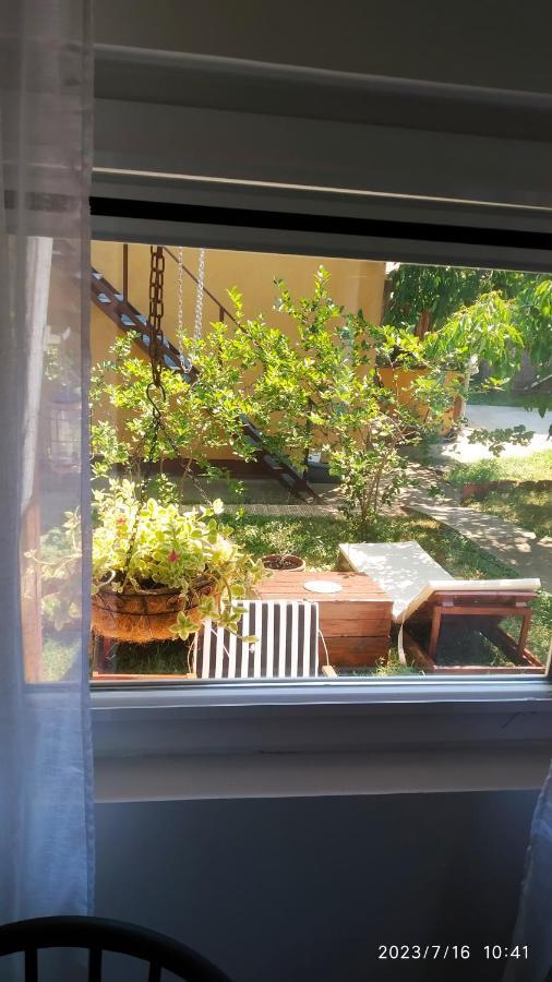 Apartman Stara Tresnja Cladova Exterior foto